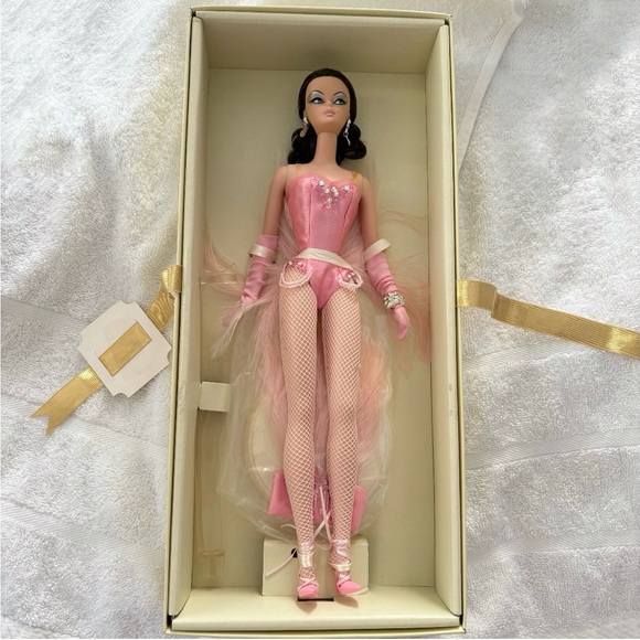 The Showgirl 2008 Silkstone Gold Label Barbie - Picture 2 of 13